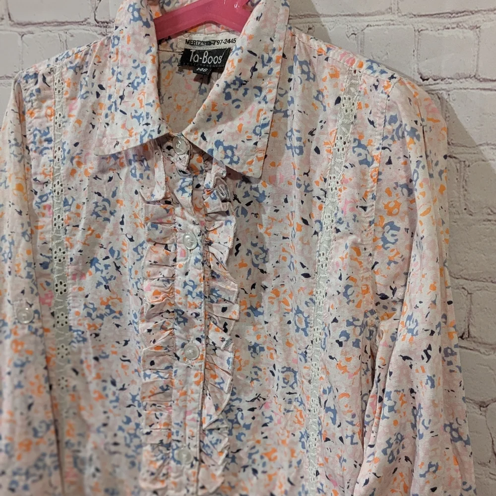 TA-BOOS Pastel Watercolor Concealed Button Ruffled Bodice Collared Blouse